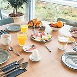 Discovery 3* Superior Hotel Crissier