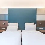Discovery 3* Superior Hotel