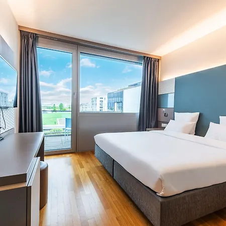 Discovery 3* Superior Hotel 3*