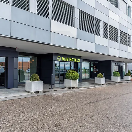 Discovery 3* Superior