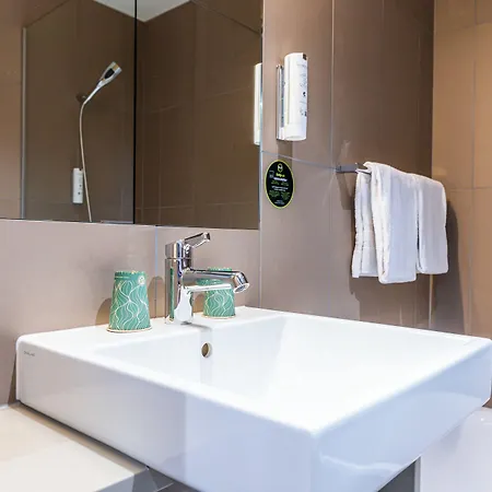 Discovery 3* Superior Szálloda 3*