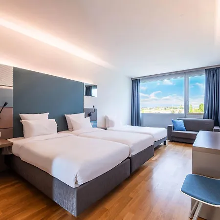 Discovery 3* Superior Hotel 3*