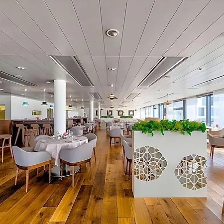 Szálloda Discovery 3* Superior