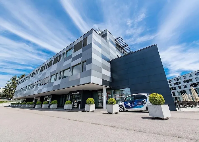 Hotel Discovery 3* Superior