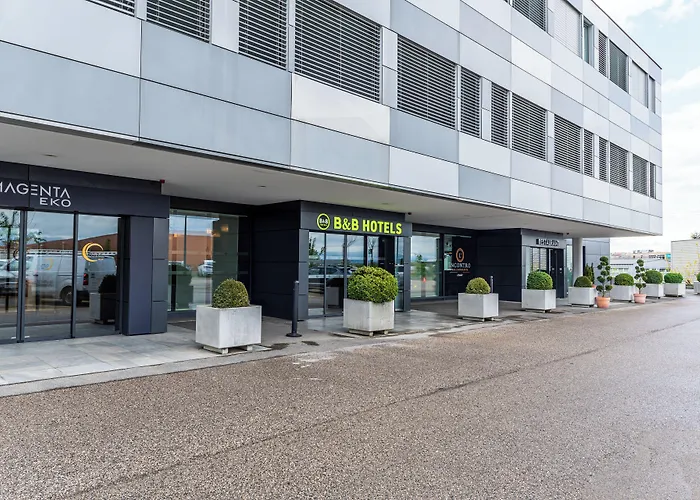 Discovery 3* Superior