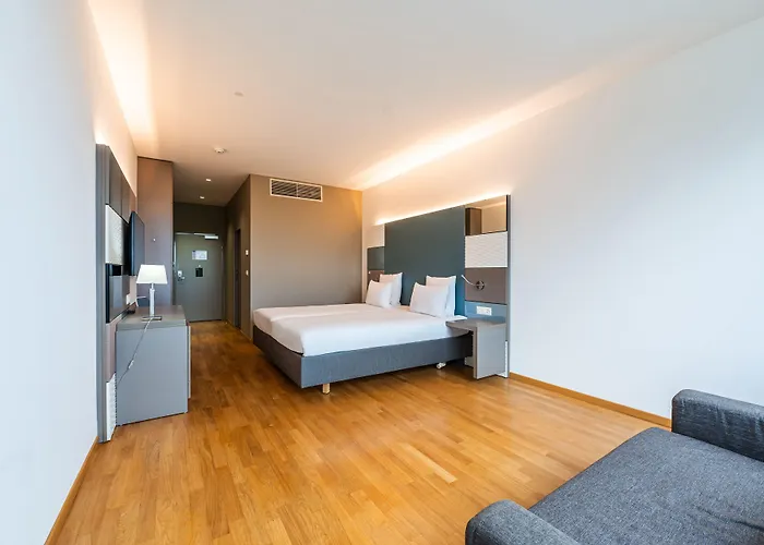 Discovery 3* Superior Crissier