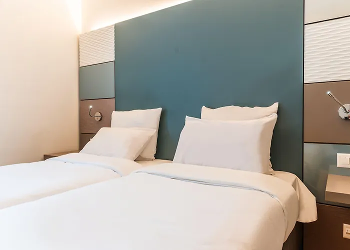 Hotel Discovery 3* Superior 3*