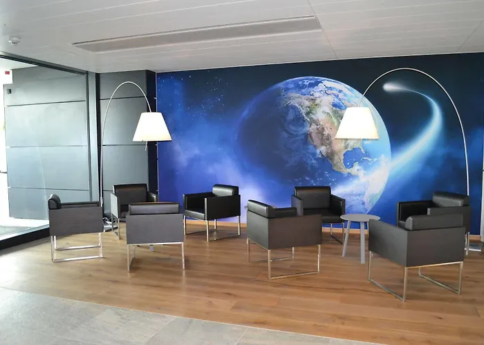 Discovery 3* Superior Hotel