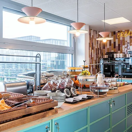 Discovery 3* Superior Hotel Crissier