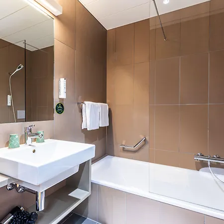 Hotel Discovery 3* Superior