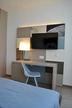 Hotel Discovery 3* Superior