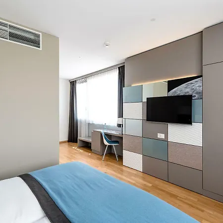 Discovery 3* Superior Hotel