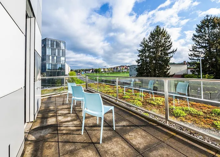 Discovery 3* Superior Hotel 3*