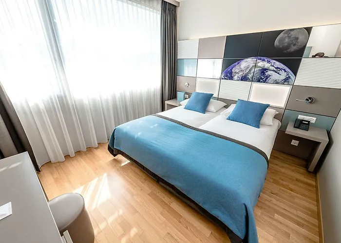 Discovery 3* Superior Crissier